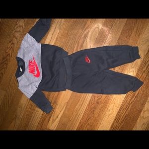 Nike sweat suit